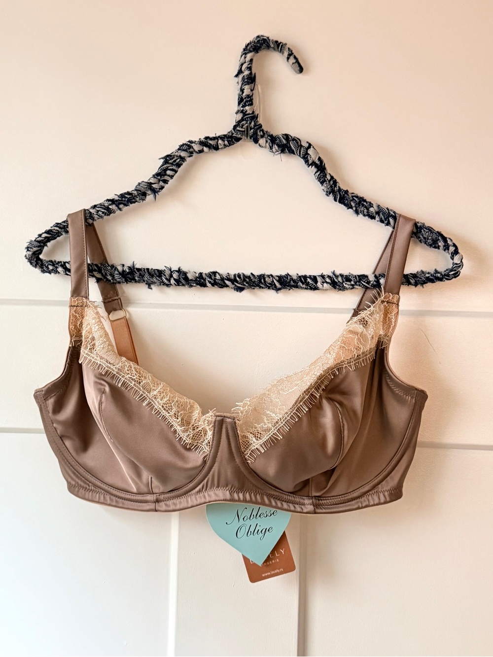 Noblesse Oblige Luna Lurex Lace Underwire Balconette Bra NWT Boja Lila Size 34F